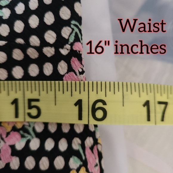 90s 🌺 Betsey Johnson polka dot & floral Sundress! - Picture 8 of 9